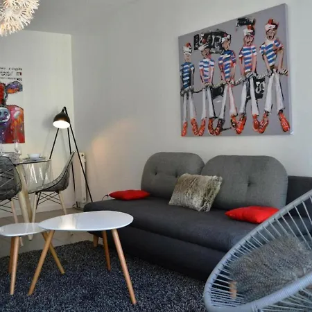Biarritz, 3 Pieces, 4 Personnes - Fr-1-248-41 * Biarritz